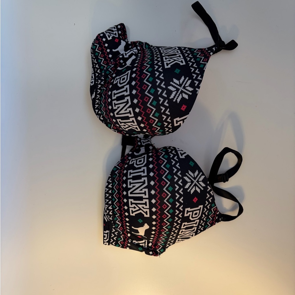 Victoria's Secret Pink Christmas Holiday Print Bra Push Up 34C